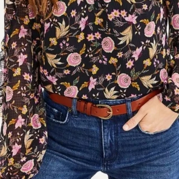 LOFT NEW Floral Ruffle Sleeve Blouse Size SMALL S - Picture 7 of 7